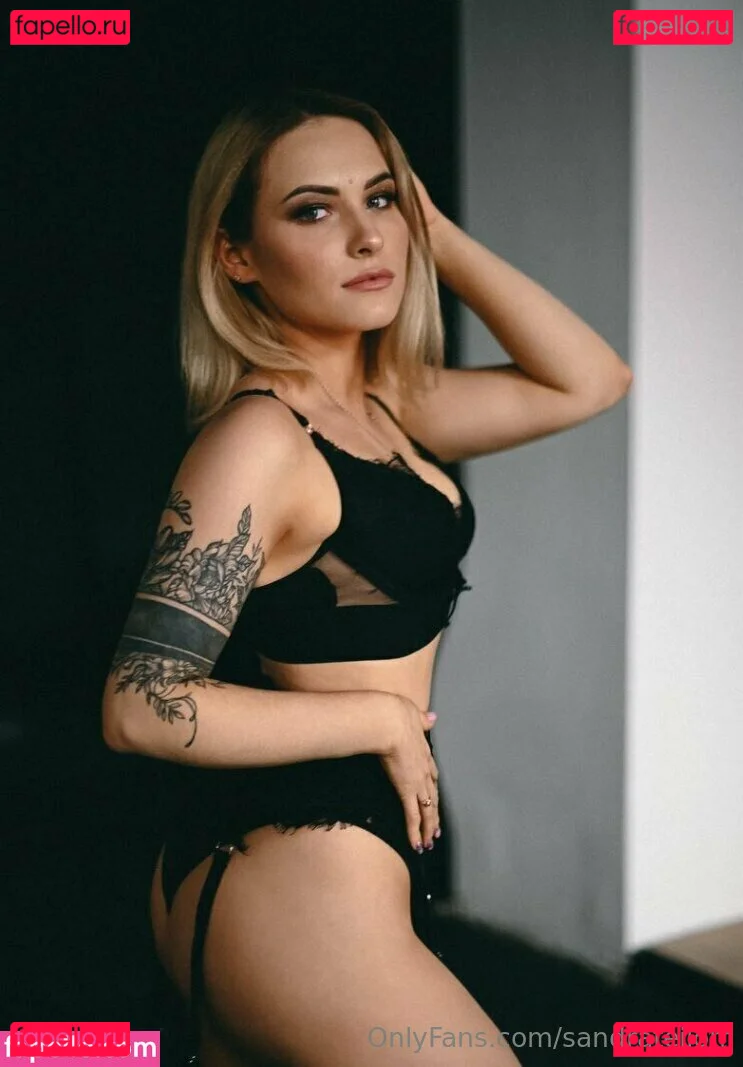 sandrateilorr Onlyfans Photo Gallery 