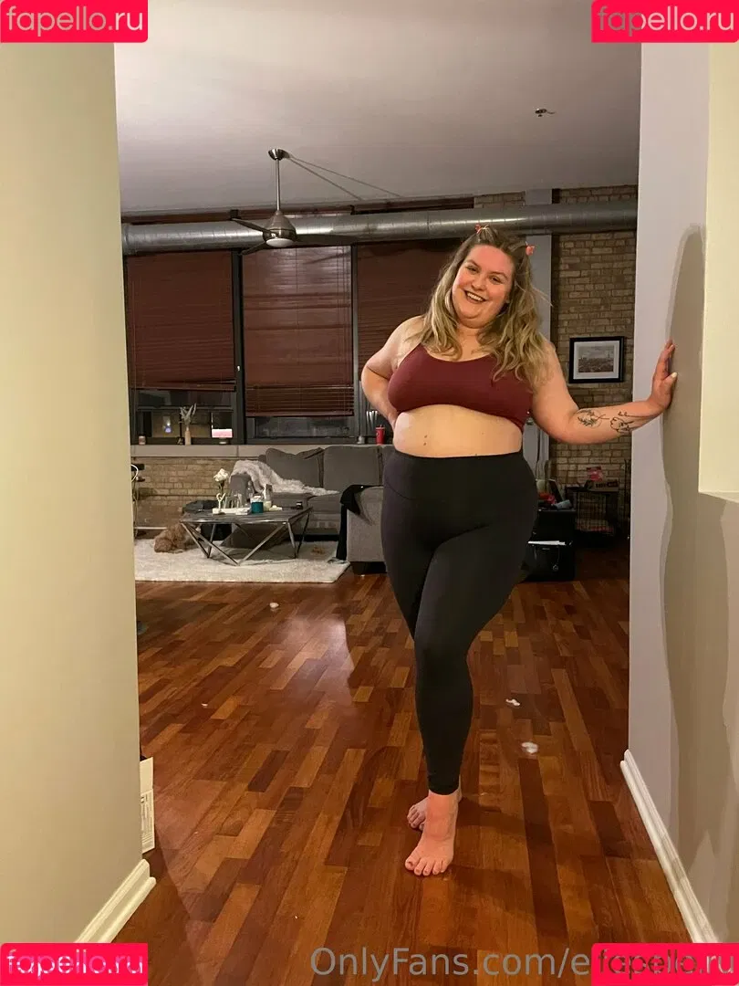 ellesbelly Onlyfans Photo Gallery 