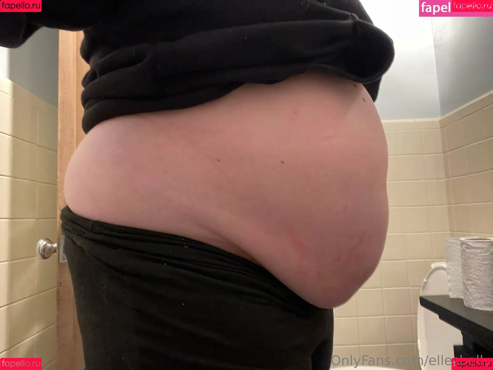 ellesbelly Onlyfans Photo Gallery 