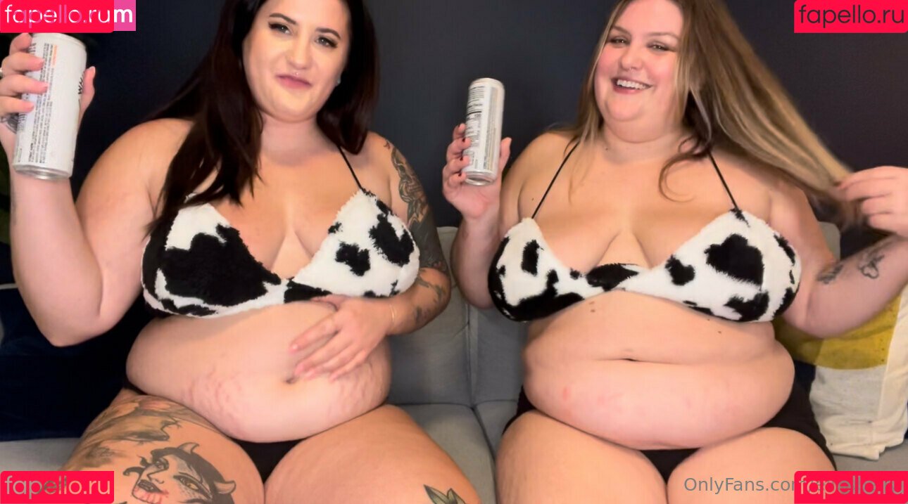 ellesbelly Onlyfans Photo Gallery 