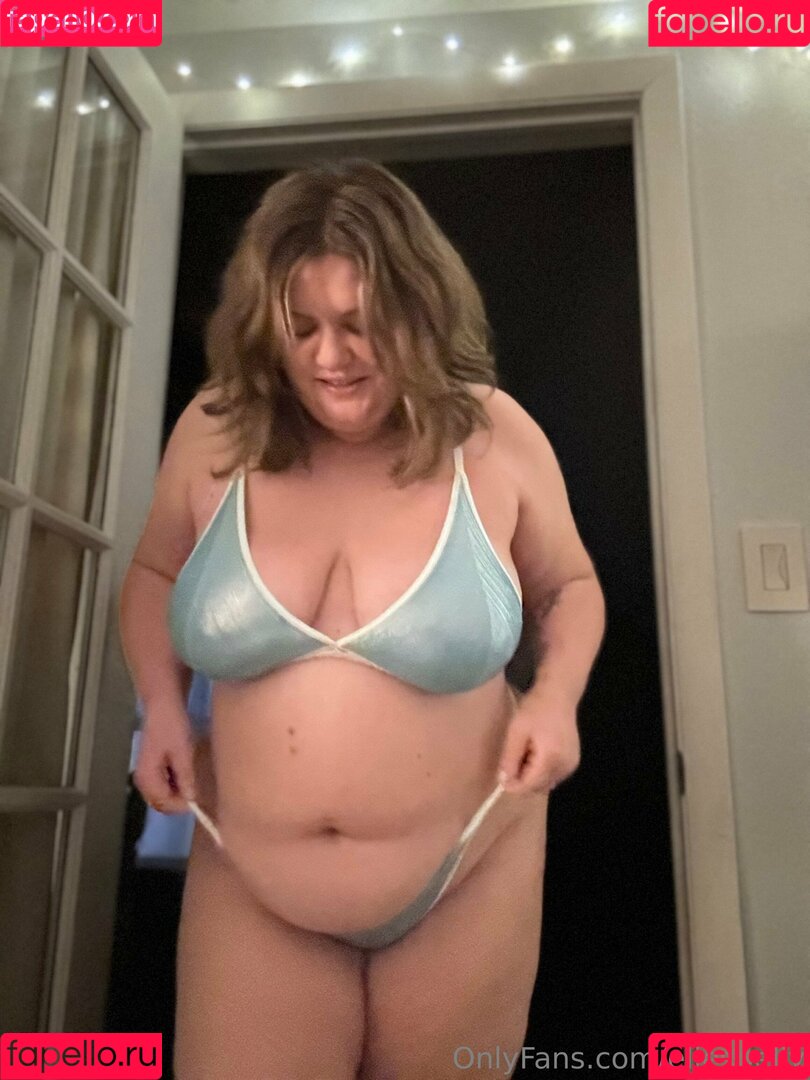 ellesbelly Onlyfans Photo Gallery 