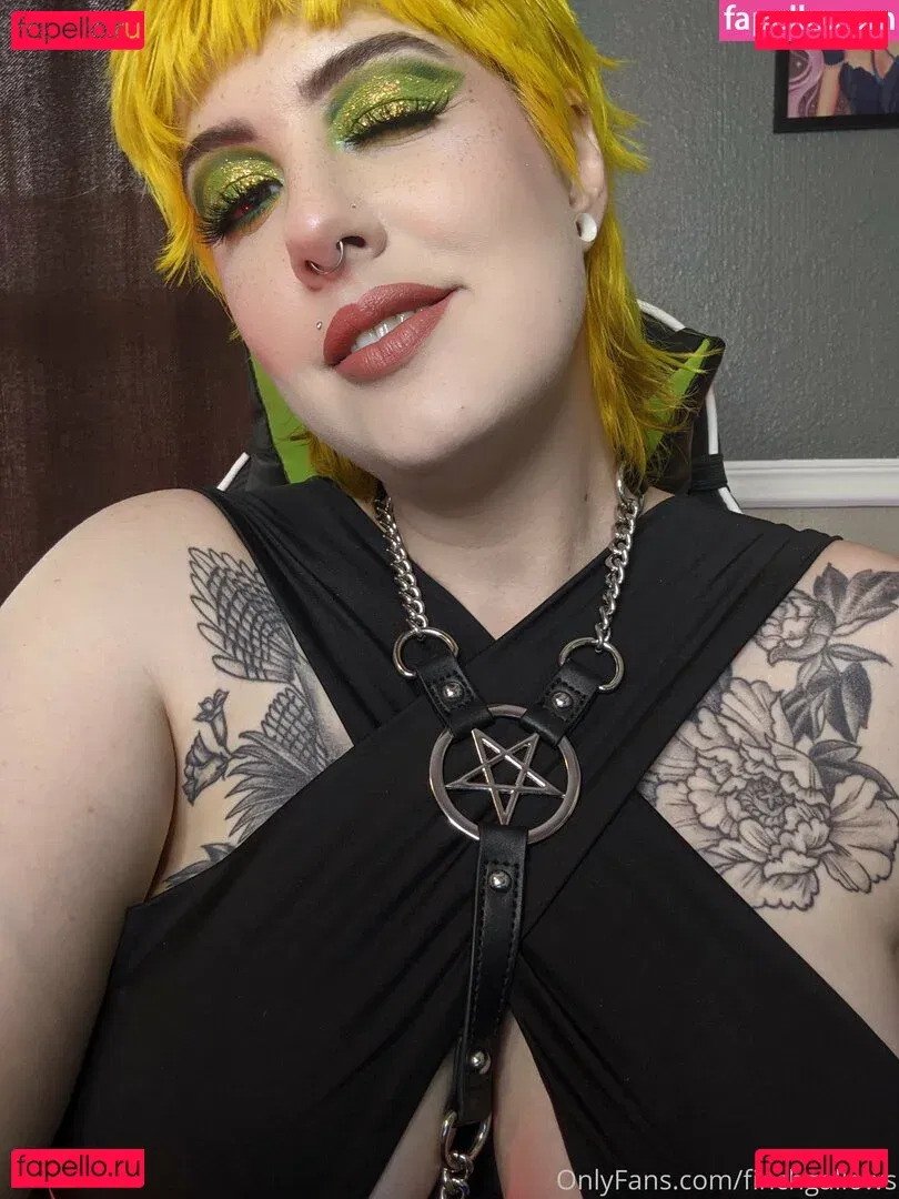 finchgallows Onlyfans Photo Gallery 