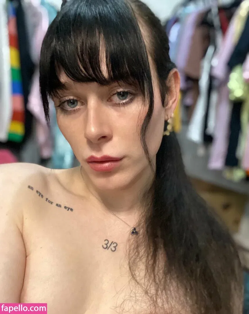 misanthro.pe Onlyfans Photo Gallery 