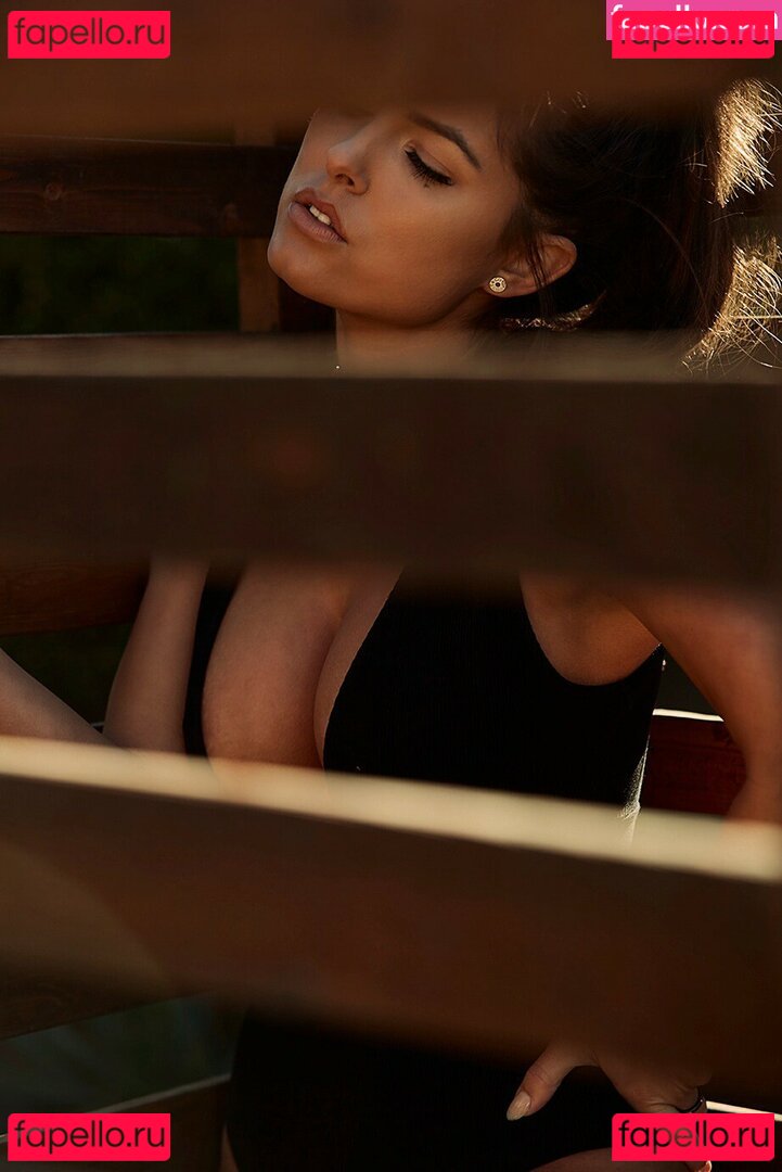 Constance Nunes / constance_nunes Onlyfans Photo Gallery 