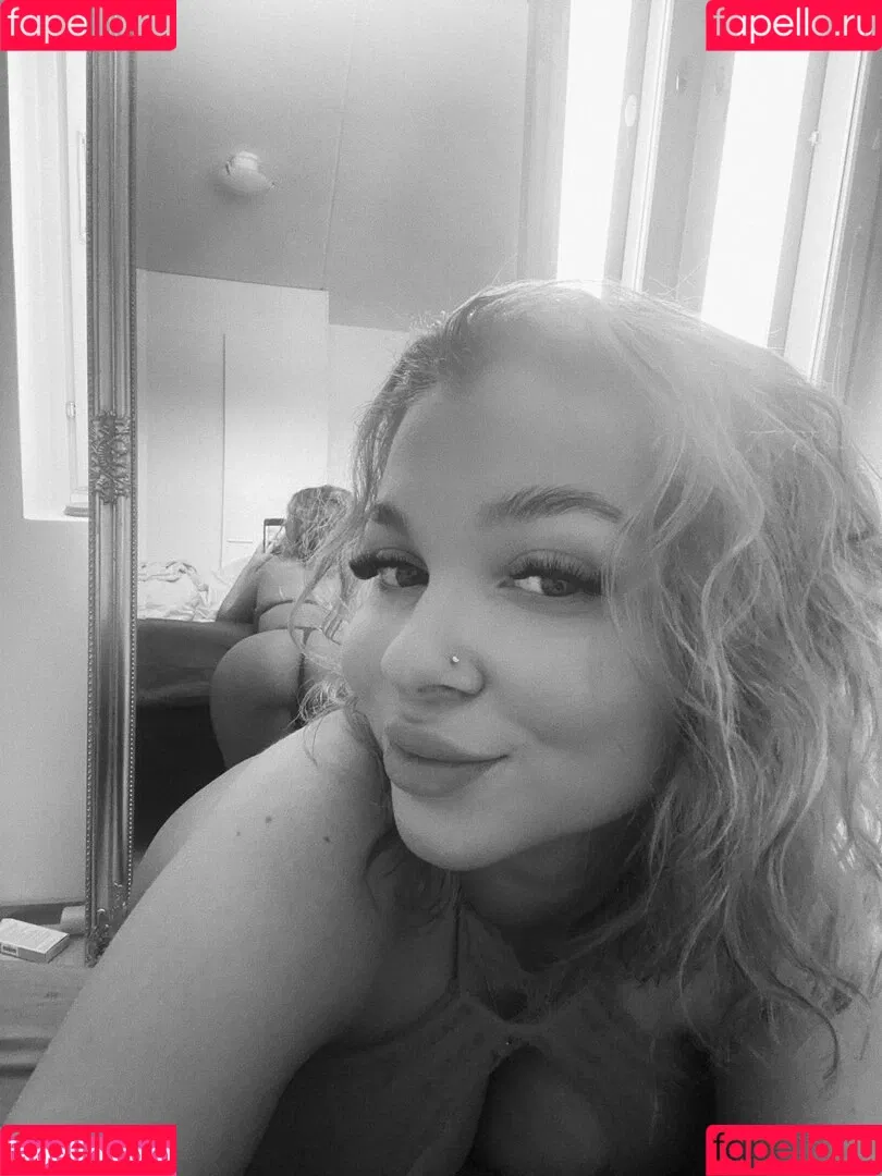 bigtitties1000 Onlyfans Photo Gallery 