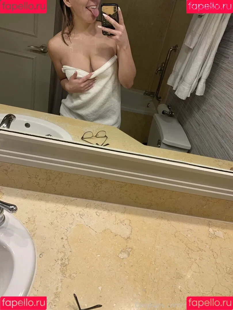 juustjuliaa2 Onlyfans Photo Gallery 
