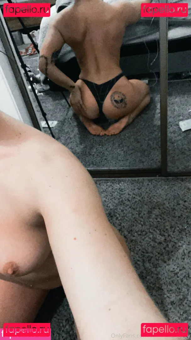 juustjuliaa2 Onlyfans Photo Gallery 