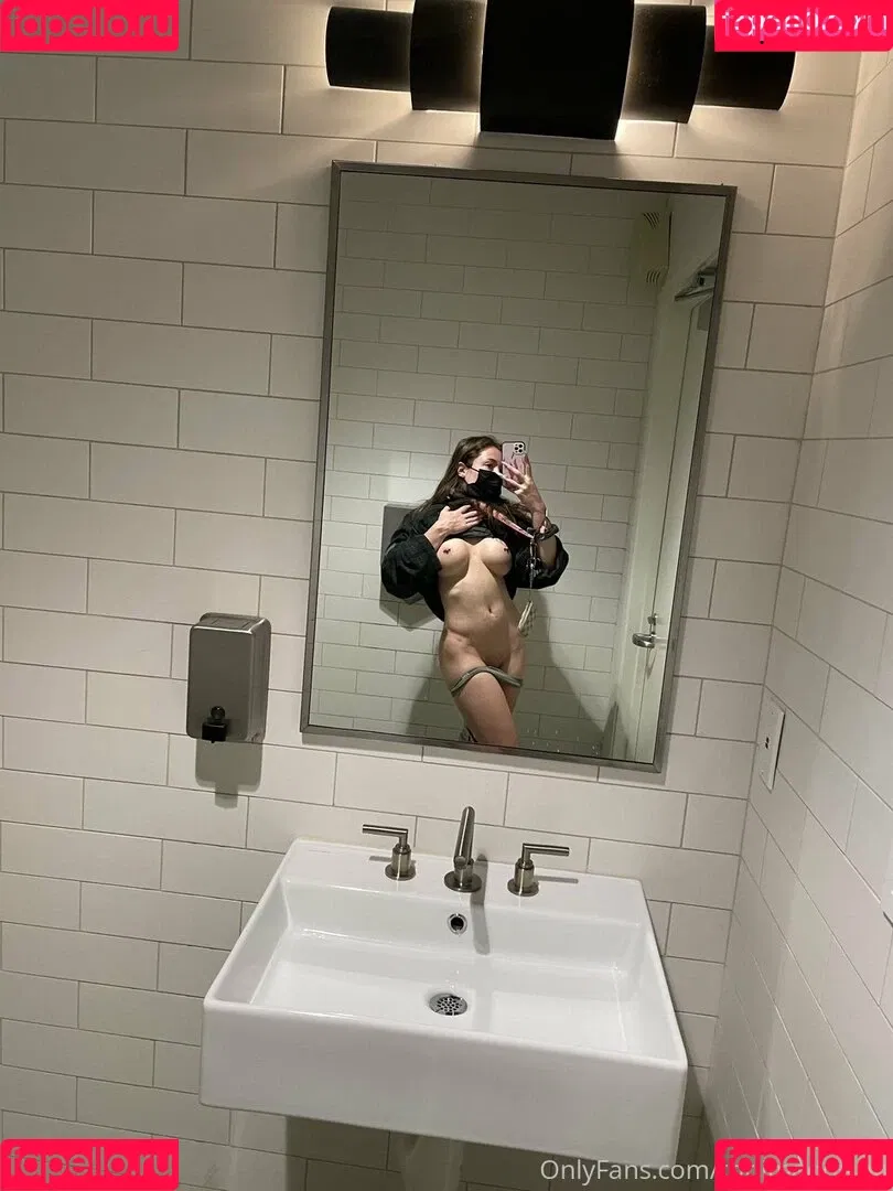 Torii Maddsion Onlyfans Photo Gallery 