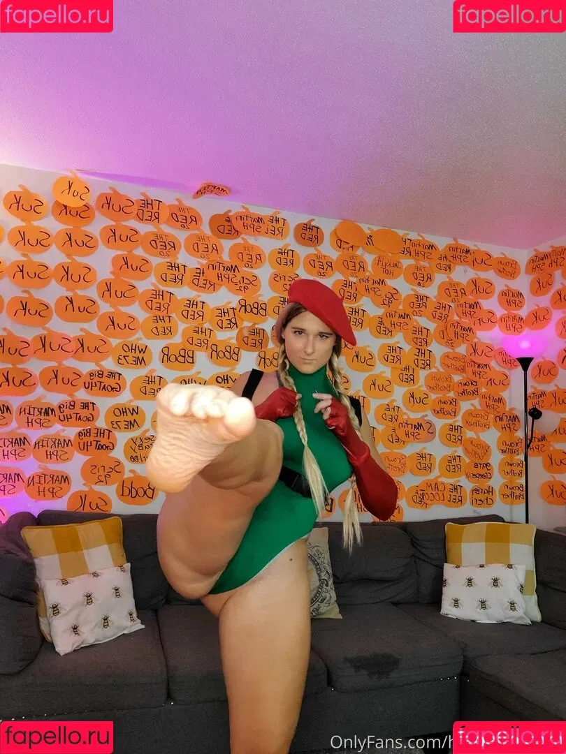 19honeysuckle Onlyfans Photo Gallery 