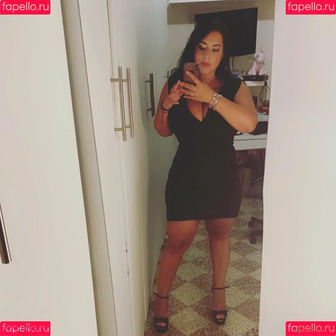 Valeria Vela Onlyfans Photo Gallery 