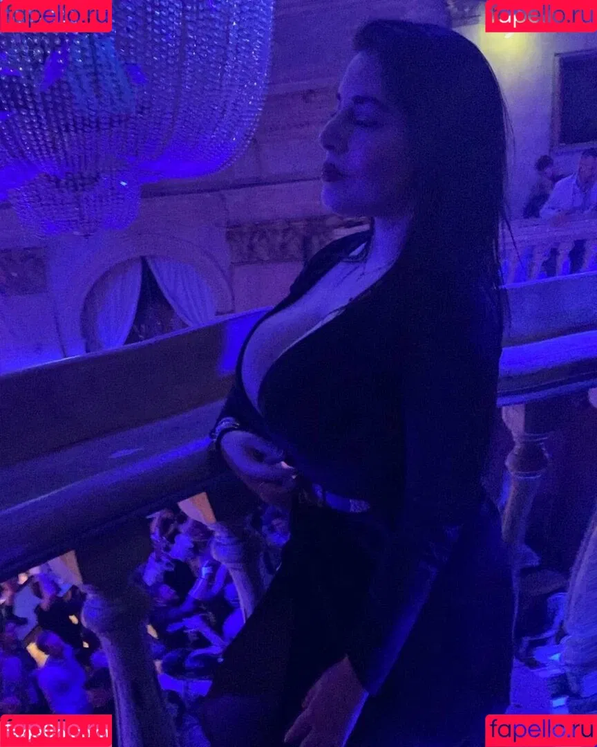 Valeria Vela Onlyfans Photo Gallery 