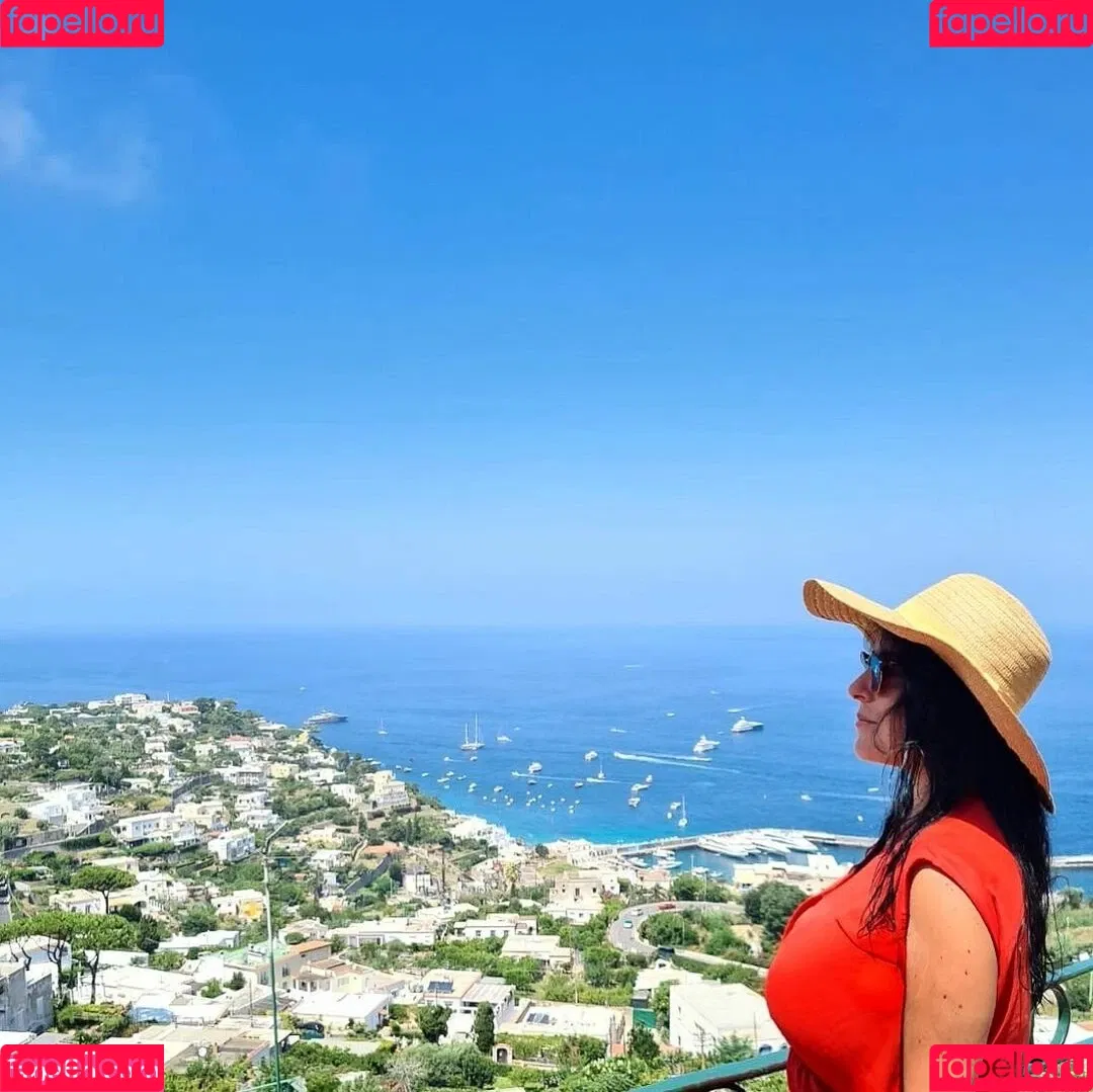Valeria Vela Onlyfans Photo Gallery 