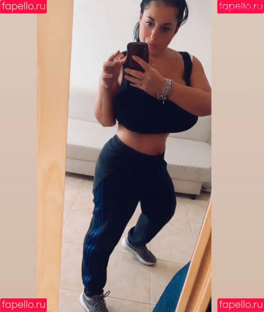 Valeria Vela Onlyfans Photo Gallery 