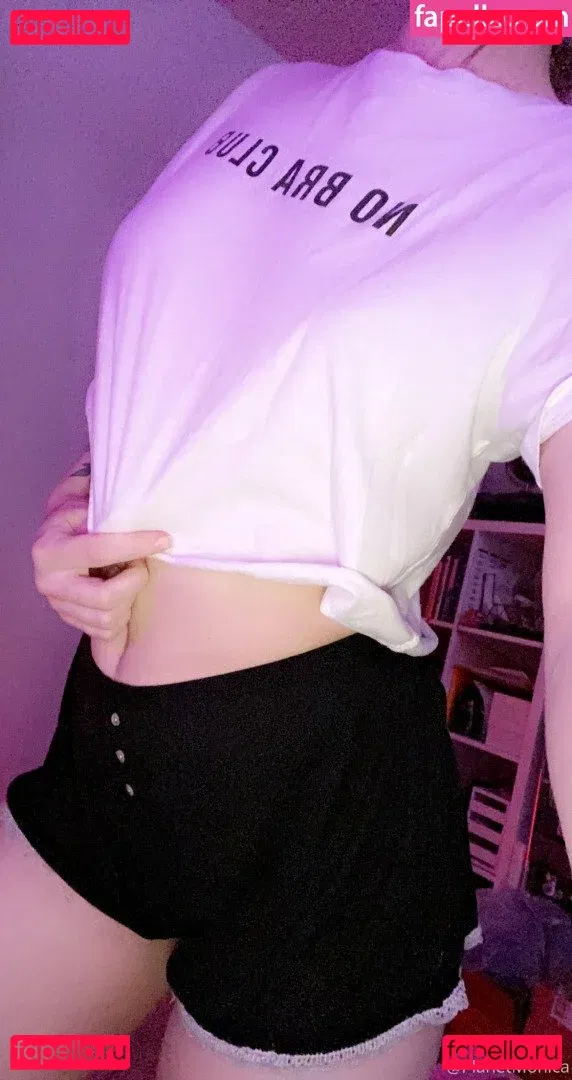 Planet Monica Onlyfans Photo Gallery 