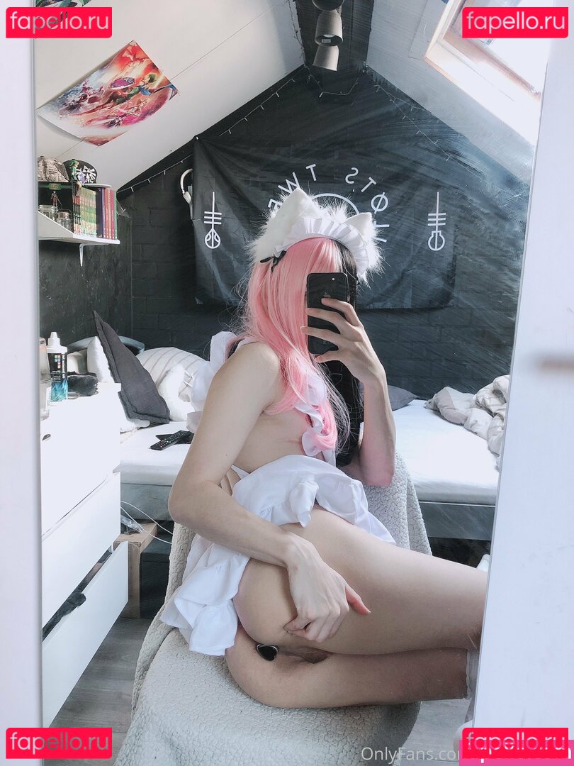 curioussmalltwink / petite-twink Onlyfans Photo Gallery 