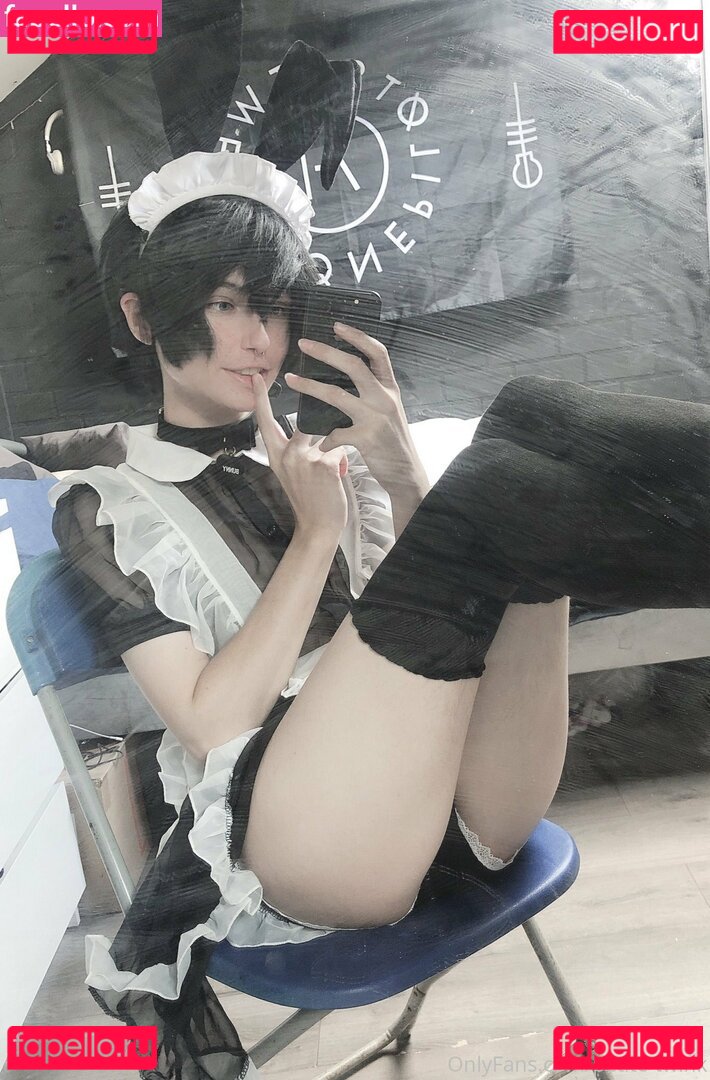 curioussmalltwink / petite-twink Onlyfans Photo Gallery 