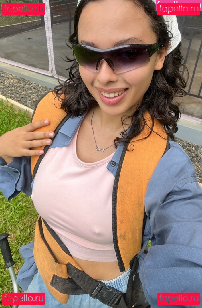 im.glorious / im.gloriouss / imgloriouss Onlyfans Photo Gallery 