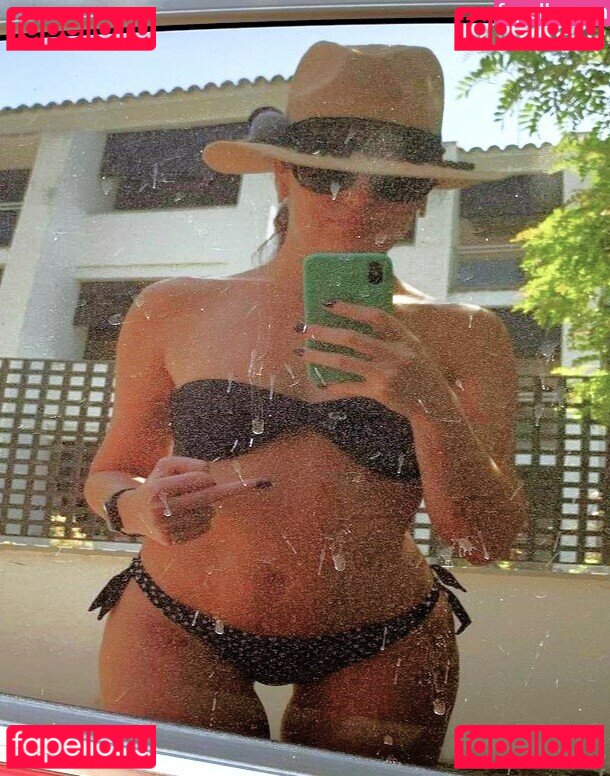 Pettans / karynarodriguez / pettansgames Onlyfans Photo Gallery 