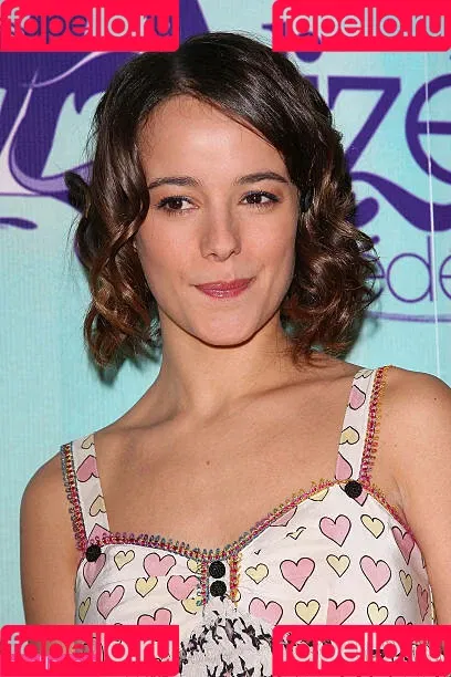 Alizee Onlyfans Photo Gallery 