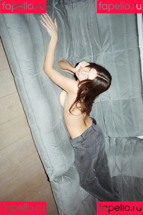 Alizee Onlyfans Photo Gallery 