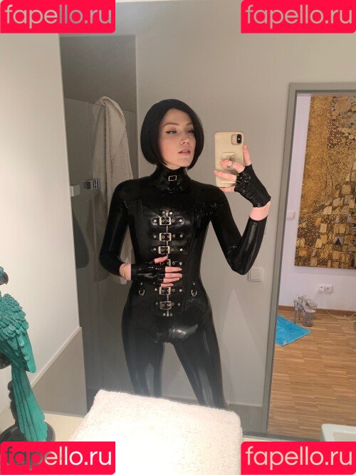 Alizee Onlyfans Photo Gallery 