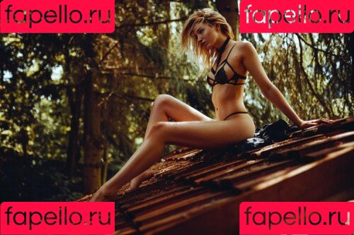 Alizee Onlyfans Photo Gallery 