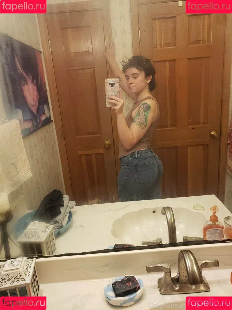 lucylawrence Onlyfans Photo Gallery 