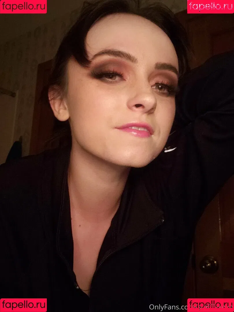 lucylawrence Onlyfans Photo Gallery 