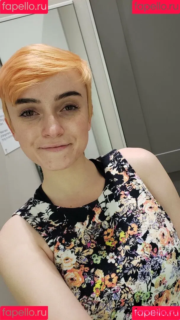 lucylawrence Onlyfans Photo Gallery 