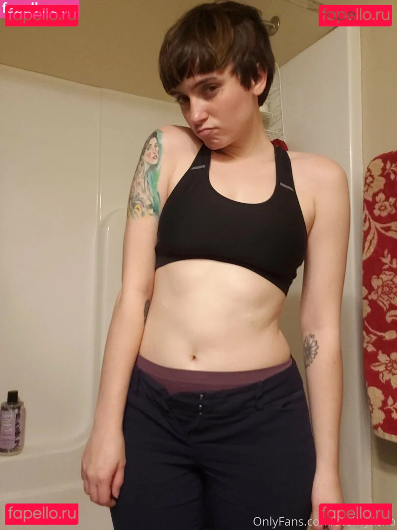 lucylawrence Onlyfans Photo Gallery 