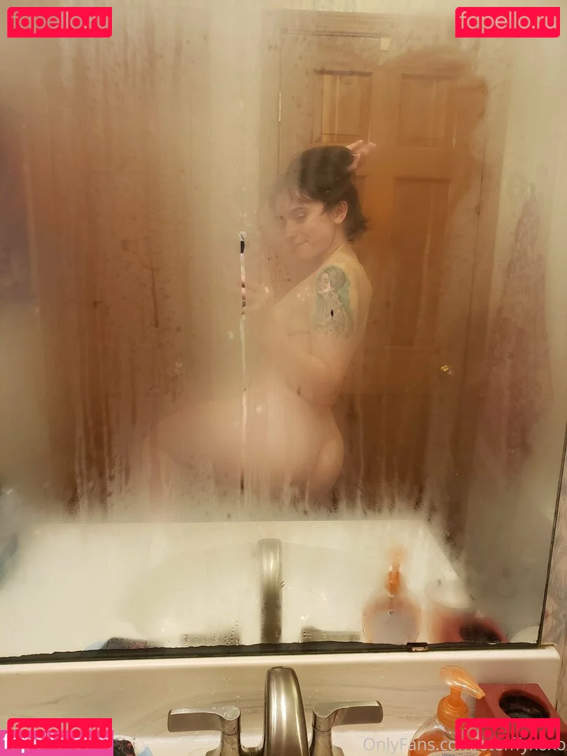 lucylawrence Onlyfans Photo Gallery 