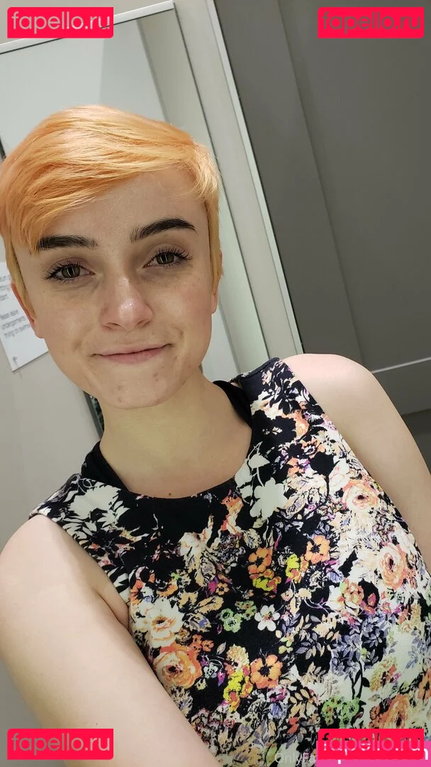 lucylawrence Onlyfans Photo Gallery 