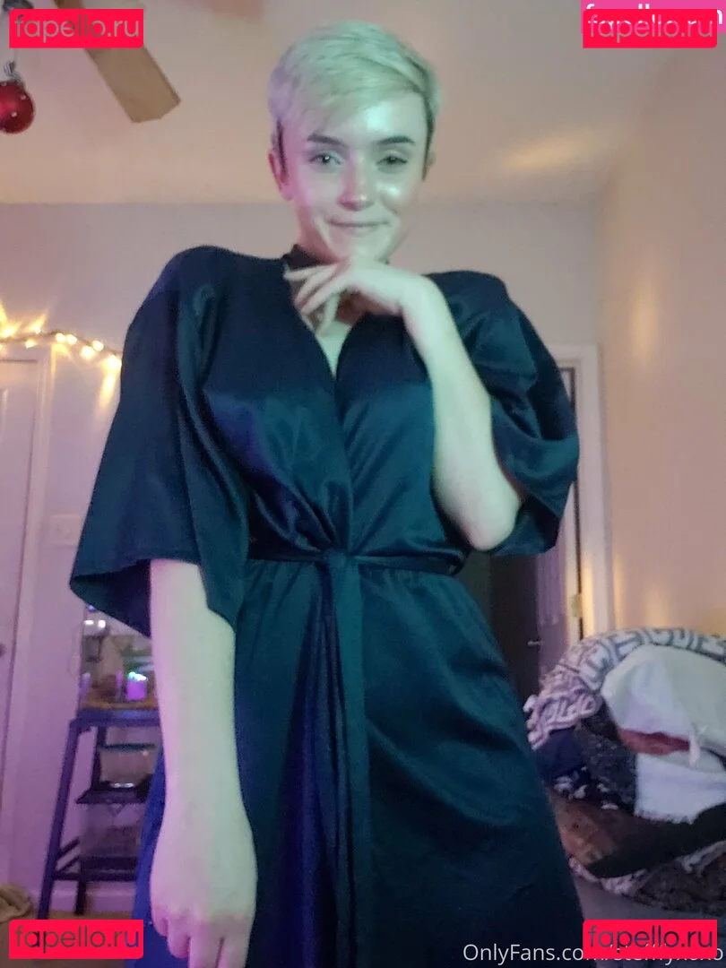 lucylawrence Onlyfans Photo Gallery 