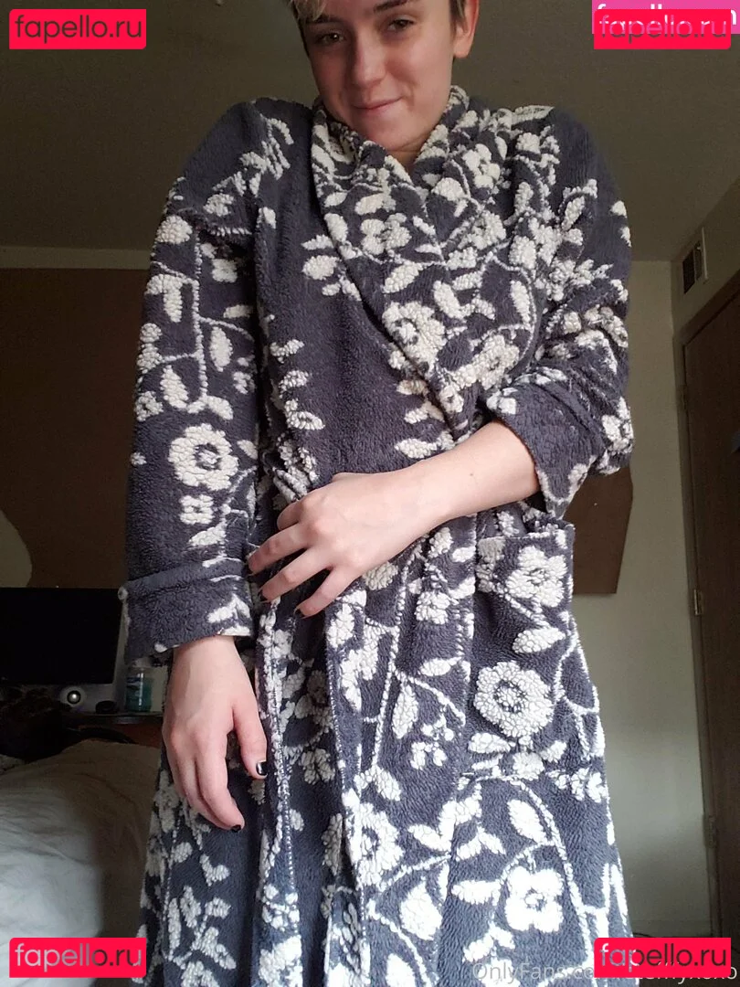 lucylawrence Onlyfans Photo Gallery 