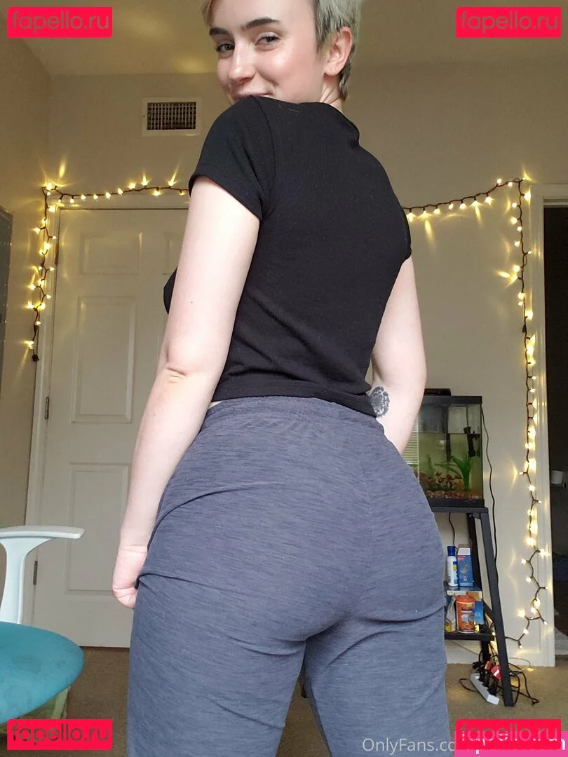 lucylawrence Onlyfans Photo Gallery 