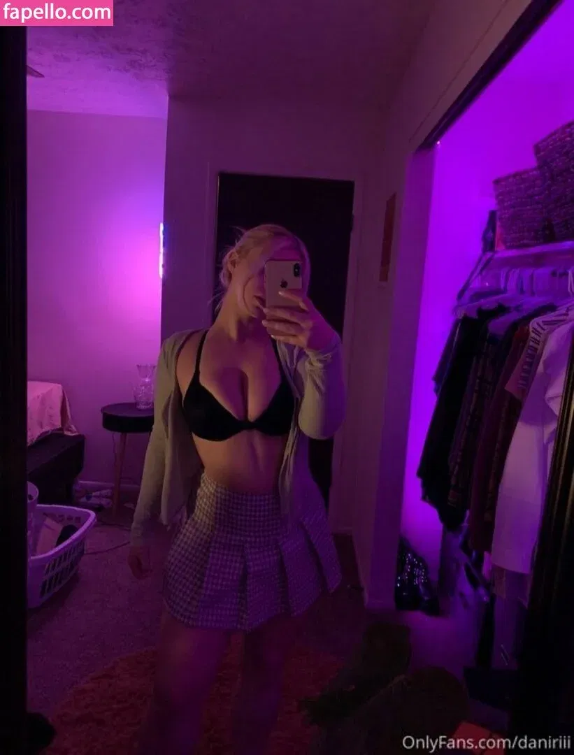 danierruu Onlyfans Photo Gallery 