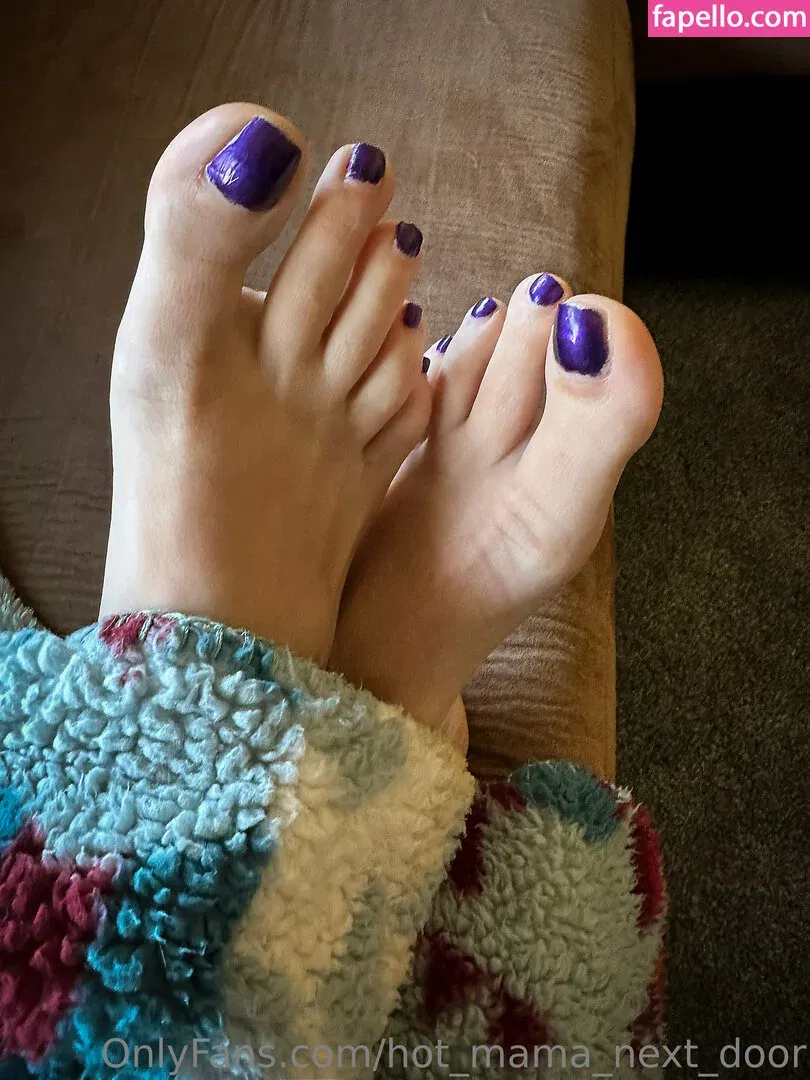 hot_mama_next_door Onlyfans Photo Gallery 