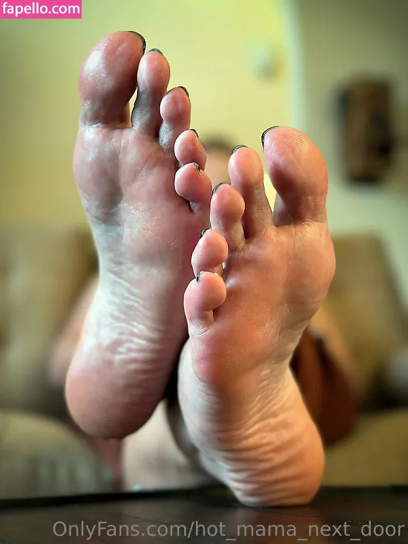 hot_mama_next_door Onlyfans Photo Gallery 