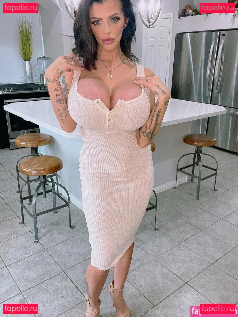 joslynjames Onlyfans Photo Gallery 