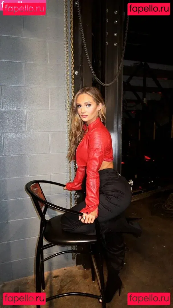 Anna Jay Onlyfans Photo Gallery 