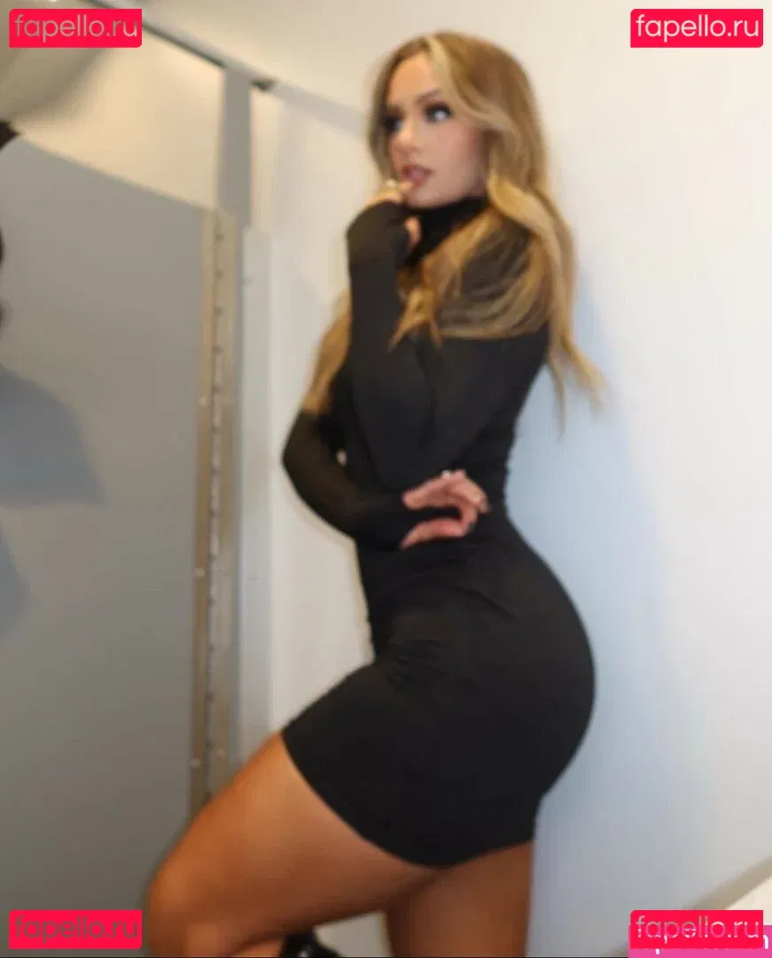 Anna Jay Onlyfans Photo Gallery 