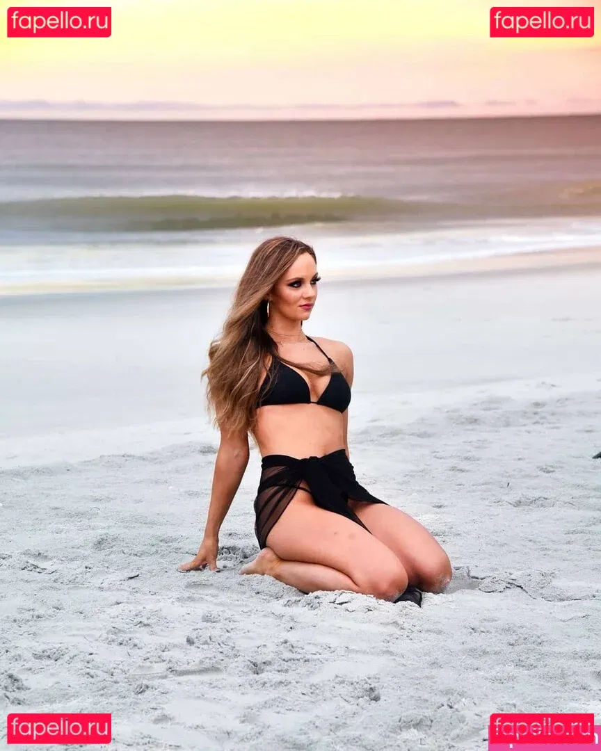 Anna Jay Onlyfans Photo Gallery 