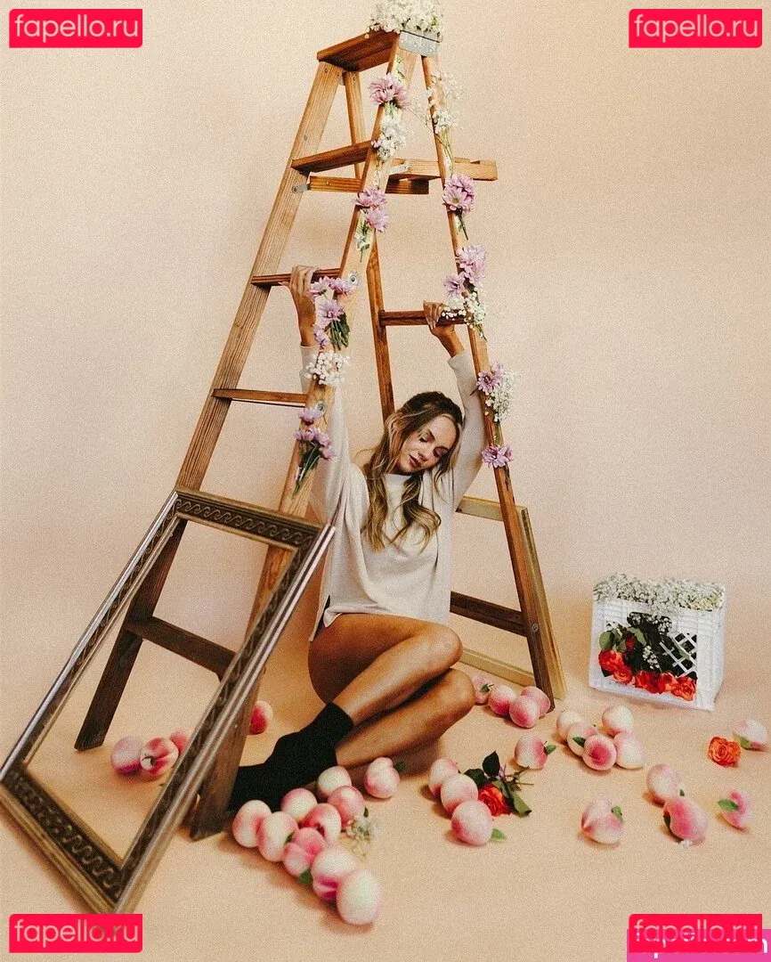 Anna Jay Onlyfans Photo Gallery 