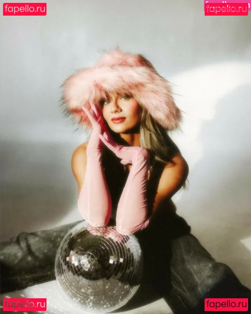 Anna Jay Onlyfans Photo Gallery 