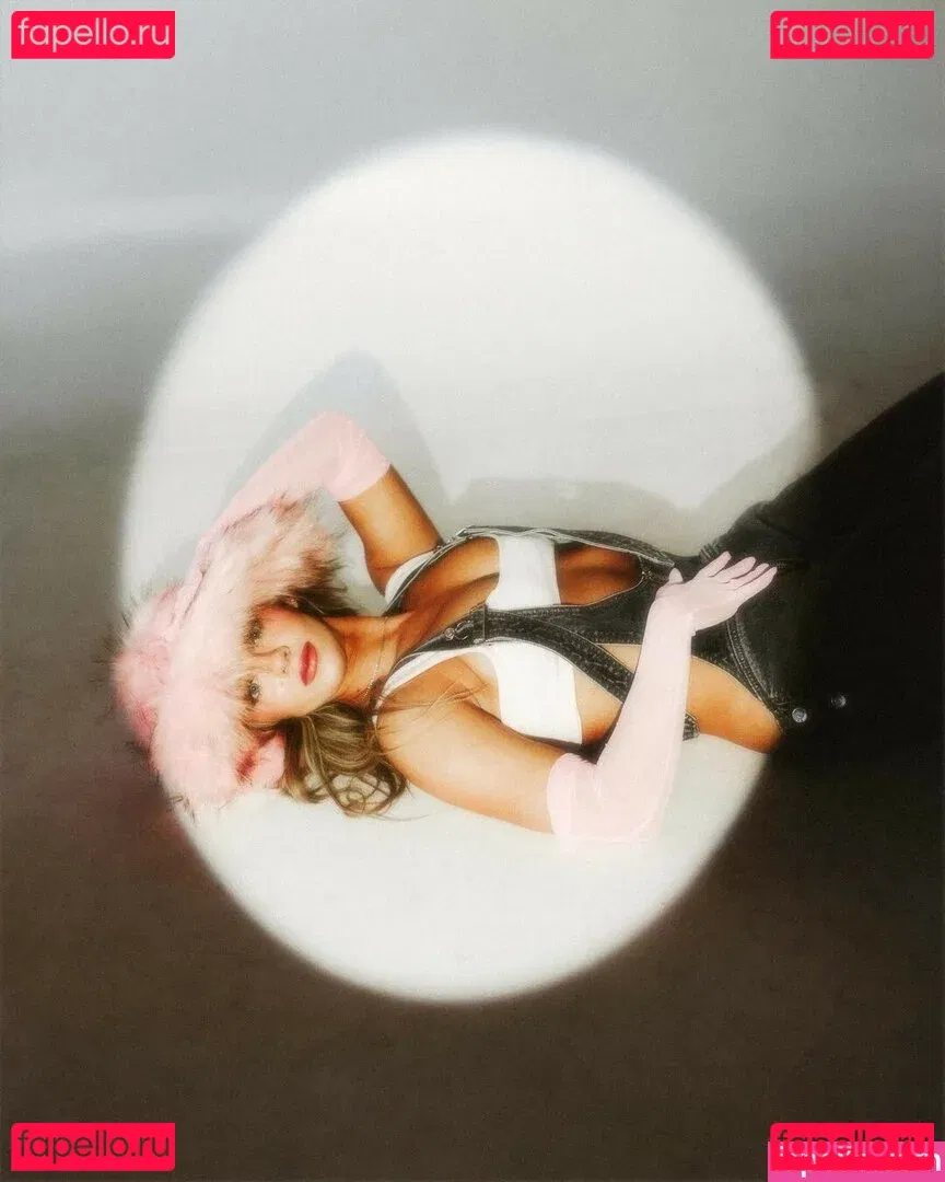 Anna Jay Onlyfans Photo Gallery 