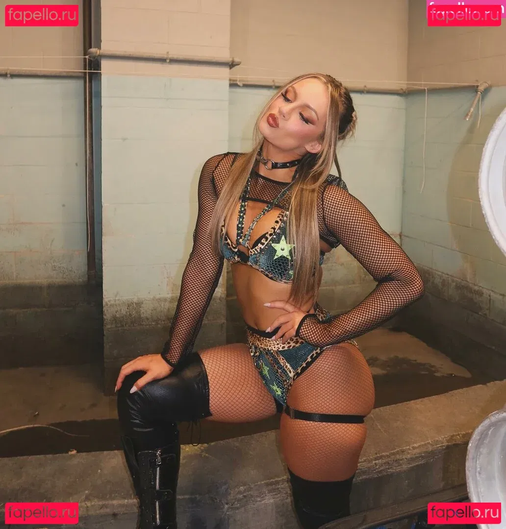 Anna Jay Onlyfans Photo Gallery 