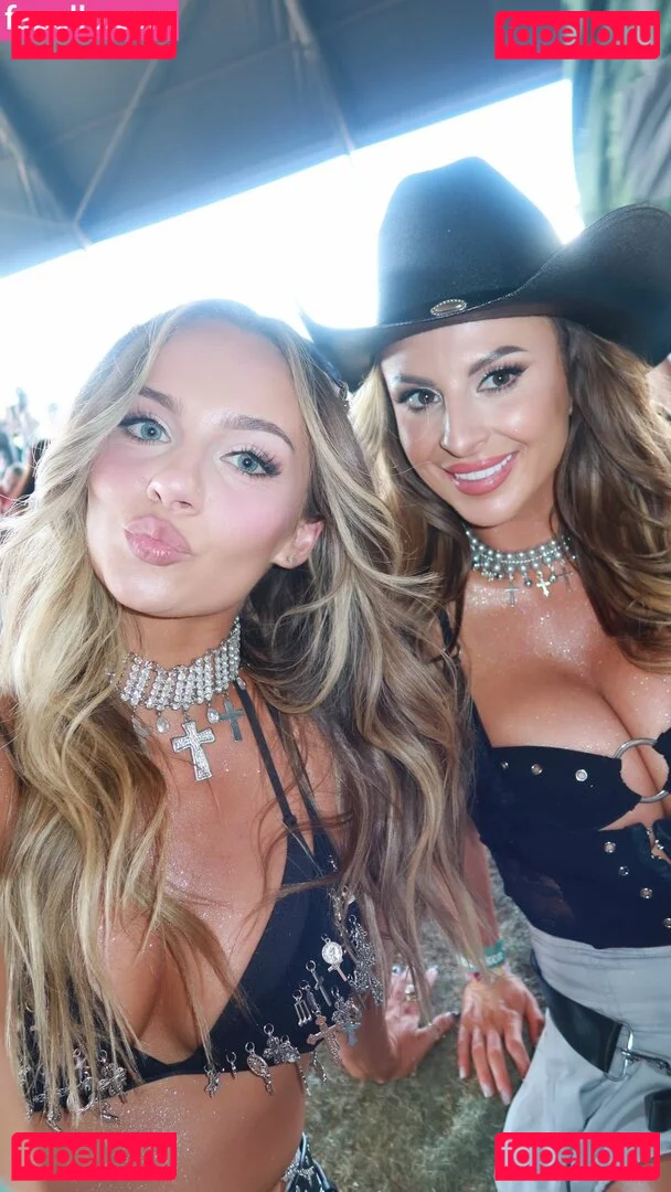 Anna Jay Onlyfans Photo Gallery 