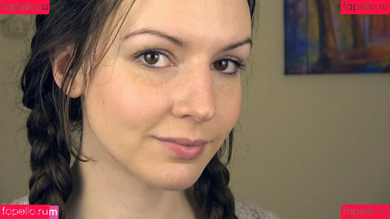 Lady ASMR Onlyfans Photo Gallery 