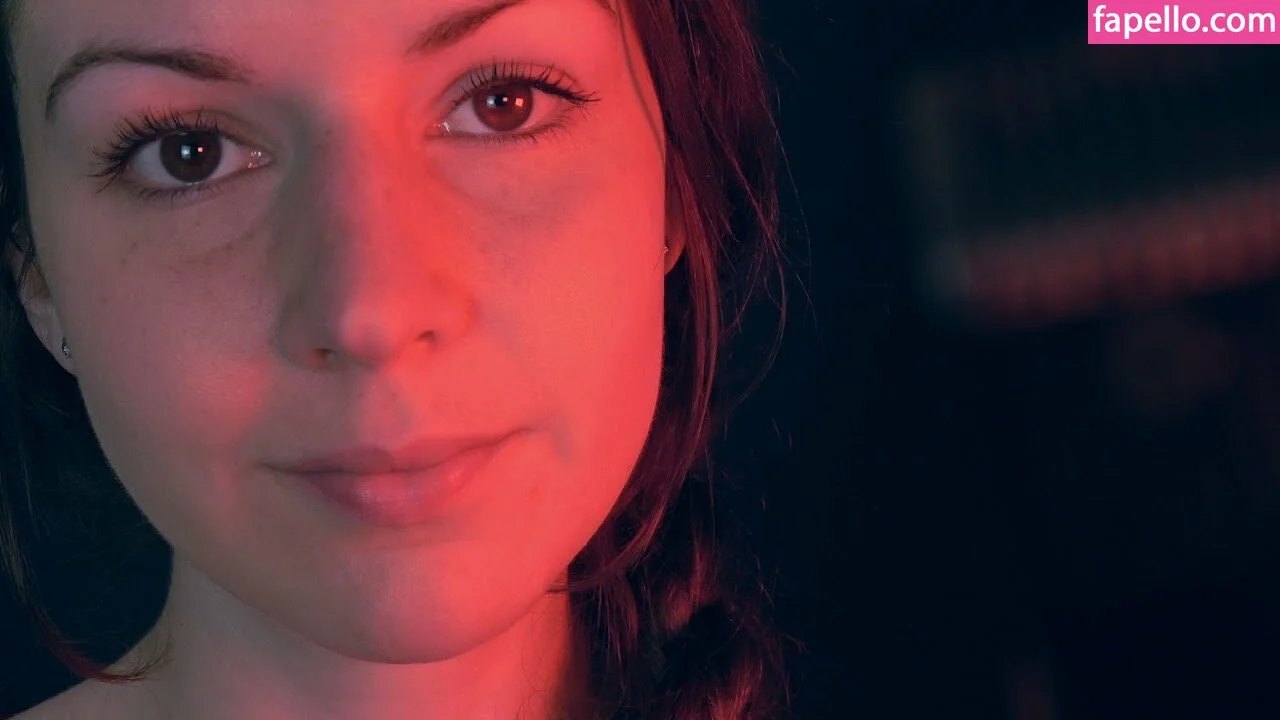 Lady ASMR Onlyfans Photo Gallery 