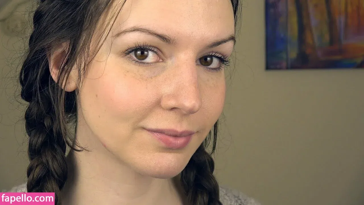 Lady ASMR Onlyfans Photo Gallery 